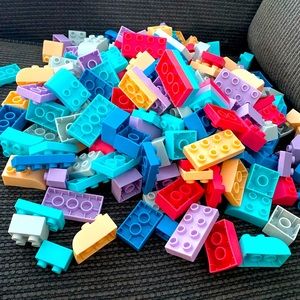Silicone lego